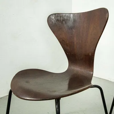 Cadeira Arne Jacobsen Formiga Series 7