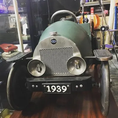 Carrinho Infantil De Pedal Antigo Ford 1939