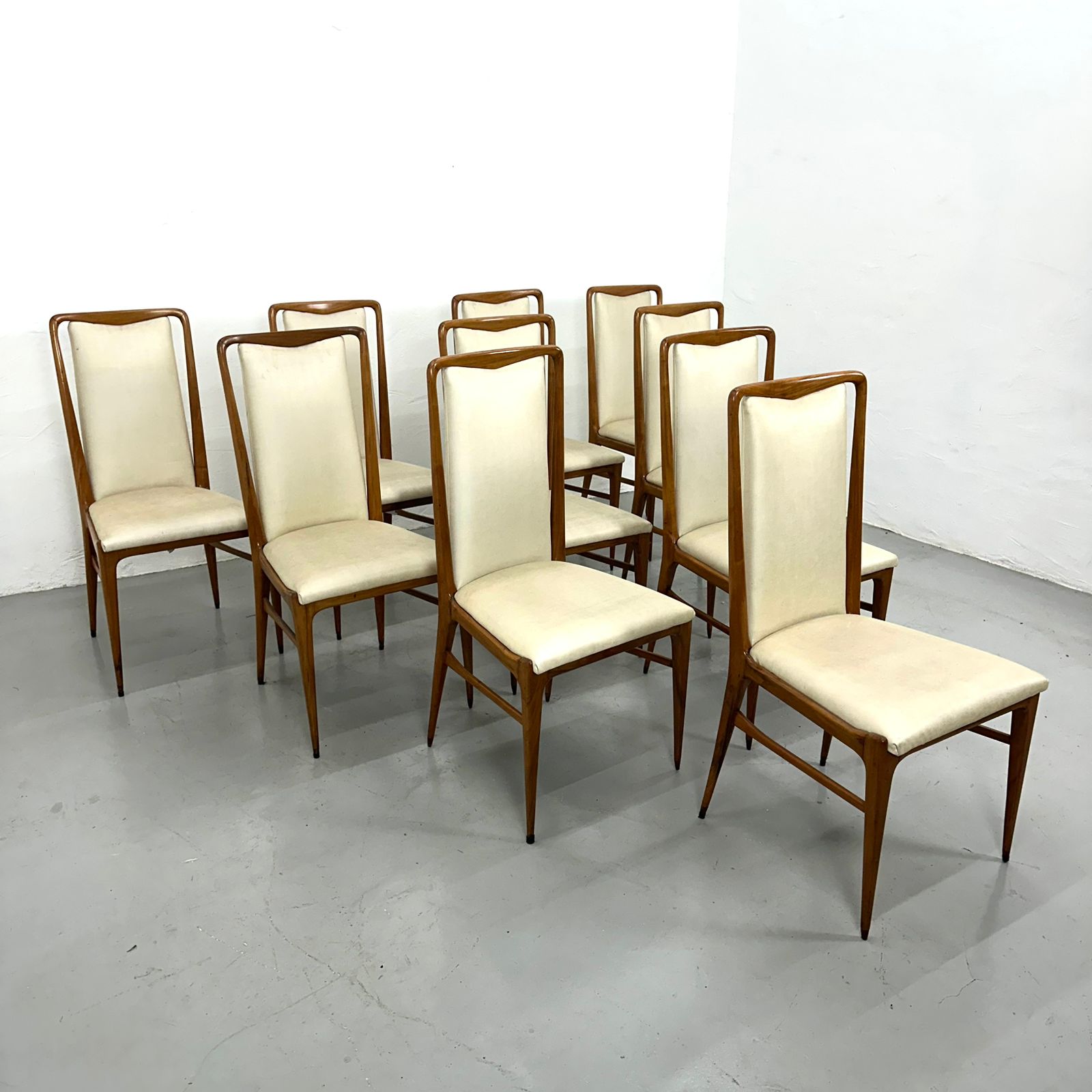 Conjunto 10 Cadeiras de Jantar Giuseppe Scapinelli